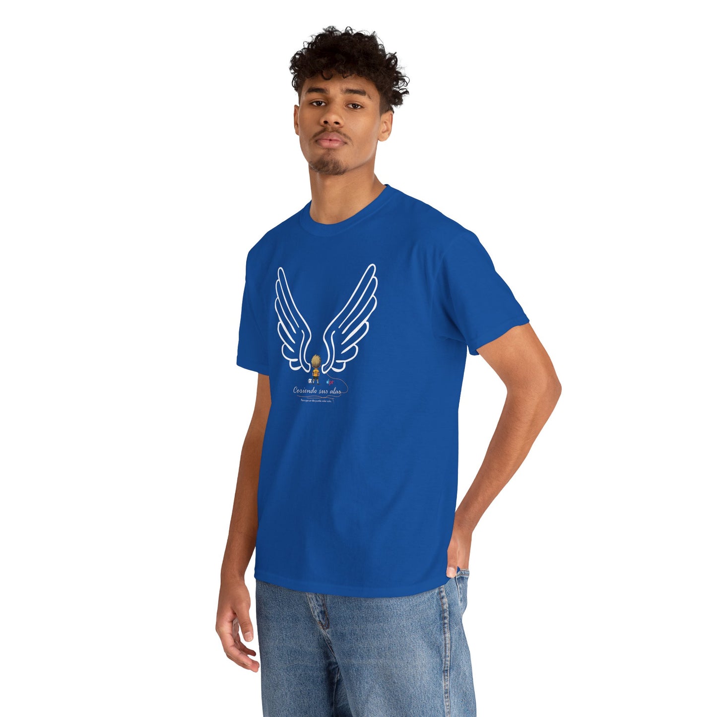 "Cosiendo sus alas" Soccer Player Unisex Heavy Cotton Tee