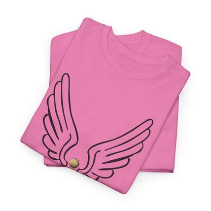 "Cosiendo sus alas" Soccer Player Unisex Heavy Cotton Tee