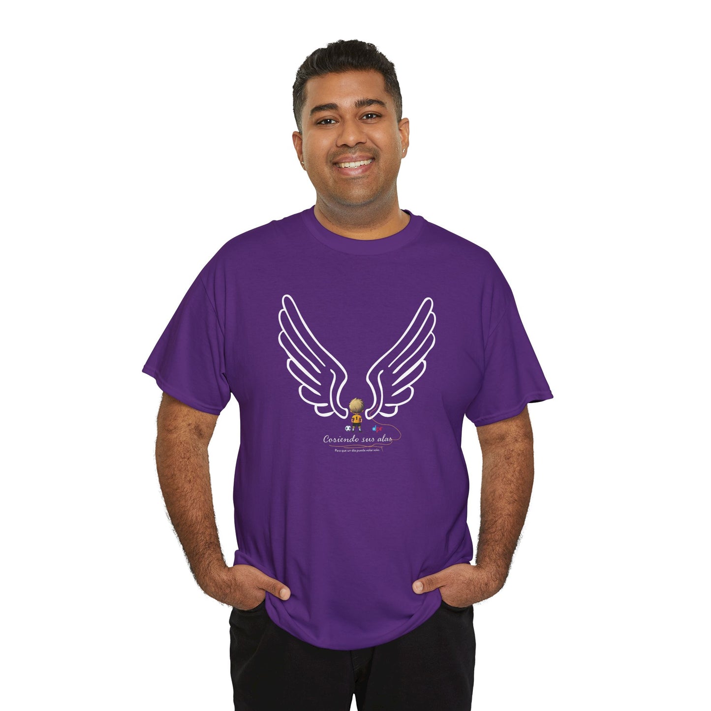 "Cosiendo sus alas" Soccer Player Unisex Heavy Cotton Tee