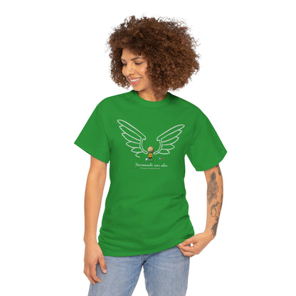 Formando sus Alas | Soccer Player Unisex Heavy Cotton Tee