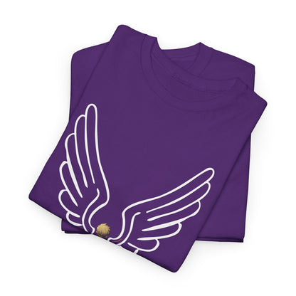 "Cosiendo sus alas" Soccer Player Unisex Heavy Cotton Tee